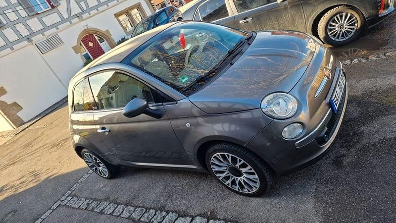 Grau Gebraucht 2011 Fiat 500C Lounge Cabrio | 6.200 € (Fairer Preis) - Bild 1/4