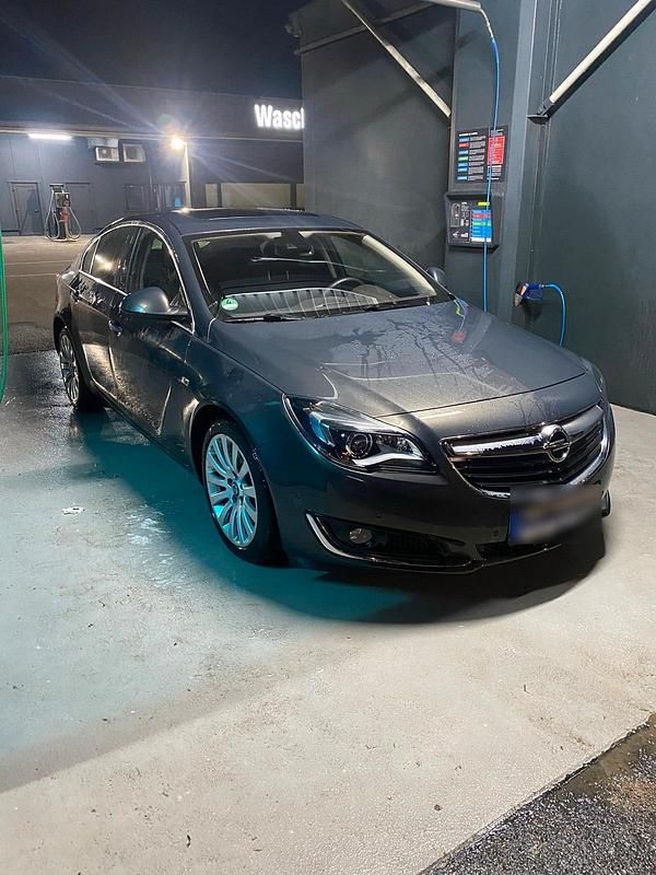 Gebraucht Opel Insignia 160 PS (117 kW) 2014 Andere farben Limousine