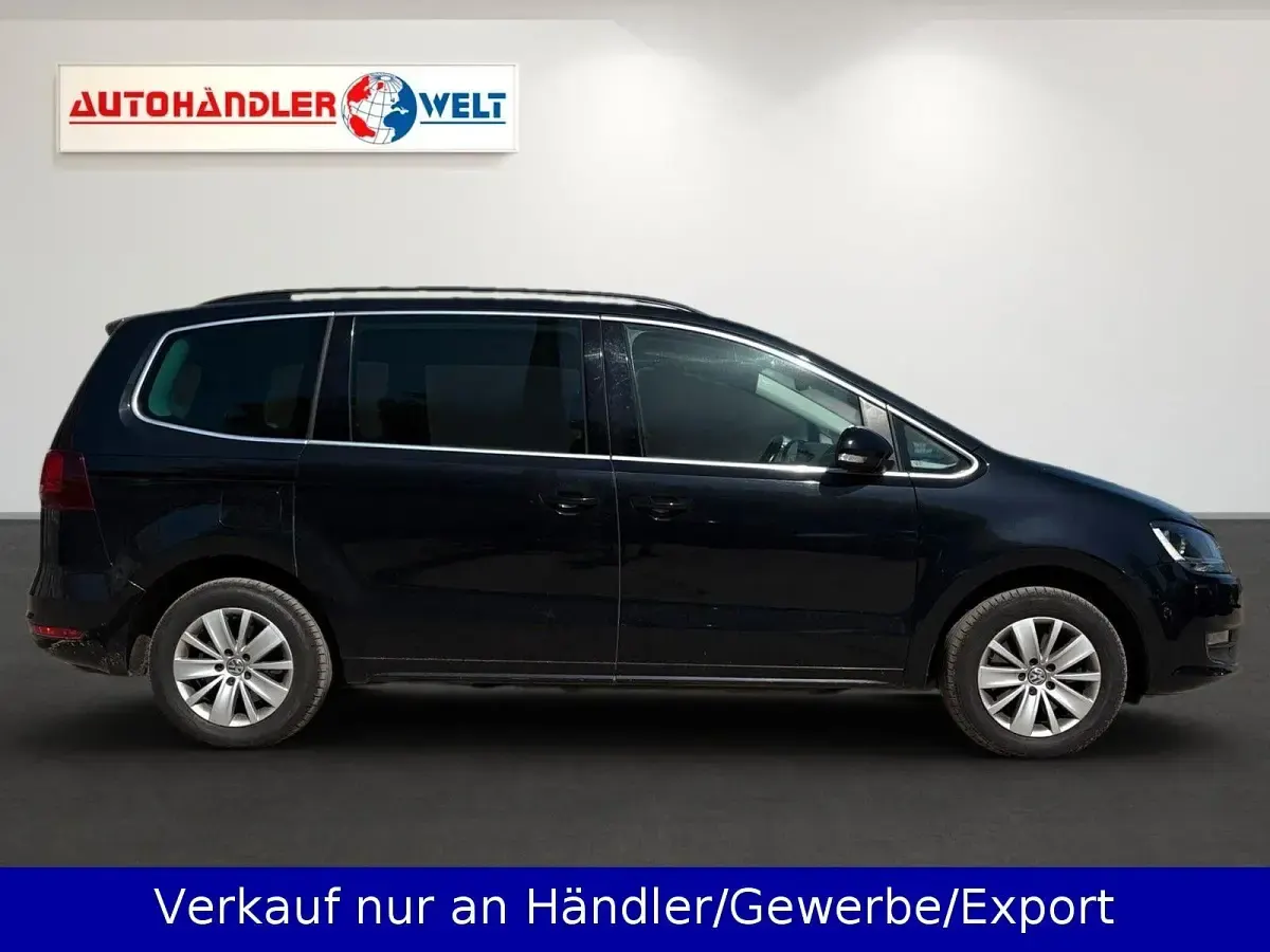 Gebraucht VW Sharan 150 PS (110 kW) 2019 Schwarz Van / Kleinbus
