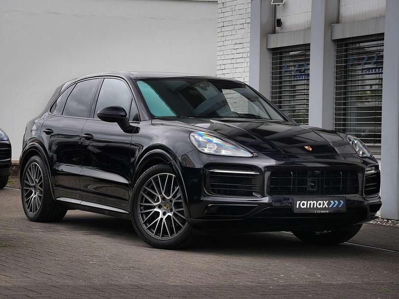 Tiefschwarz met. Gebraucht 2021 Porsche Cayenne SUV | 79.900 € (Fairer Preis) - Bild 1/4