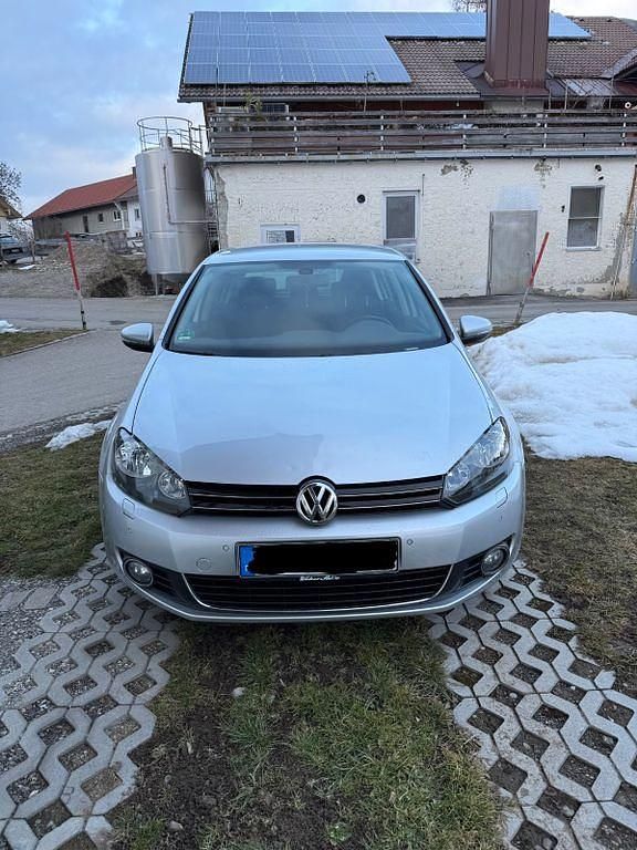 Gebraucht VW Golf Team 105 PS (77 kW) 2010 Silber Limousine