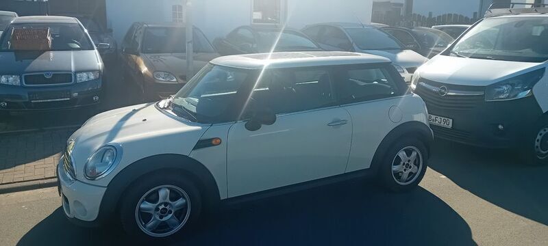 Gebraucht Mini ONE 75 PS (55 kW) 2011 Weiß Kleinwagen