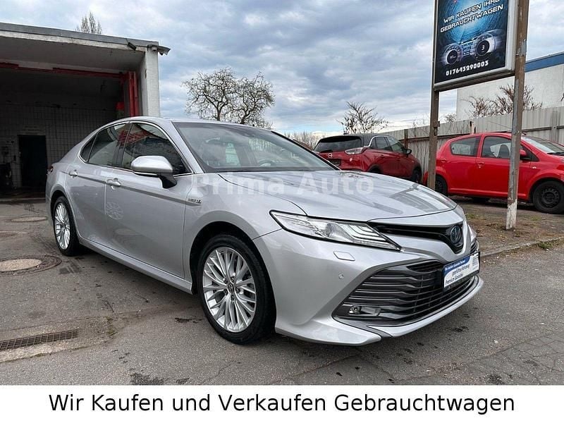 Gebraucht Toyota Camry Hybrid Executive 178 PS (130 kW) 2021 Silber Limousine