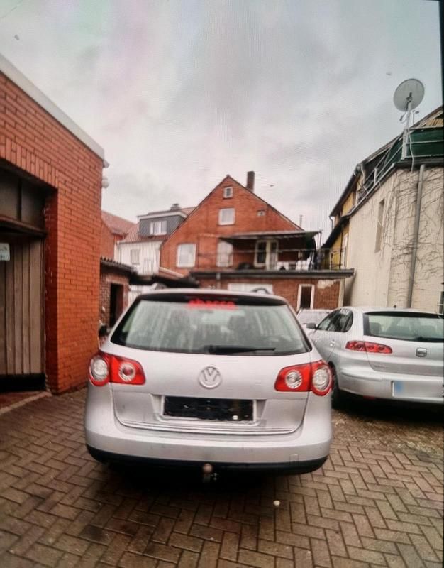 Gebraucht VW Passat 140 PS (102 kW) 2008 Silber Kombi