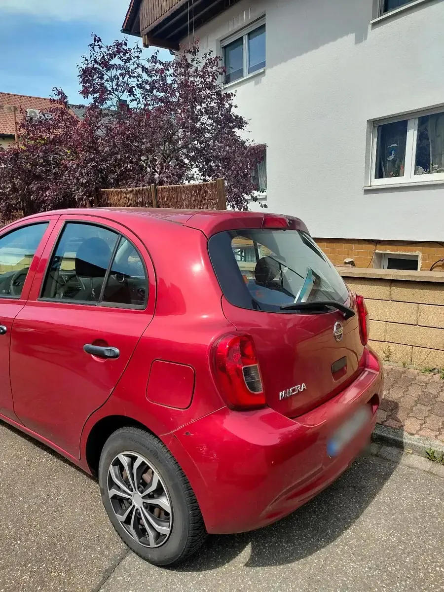 Gebraucht Nissan Micra 80 PS (58 kW) 2014 Rot Kleinwagen