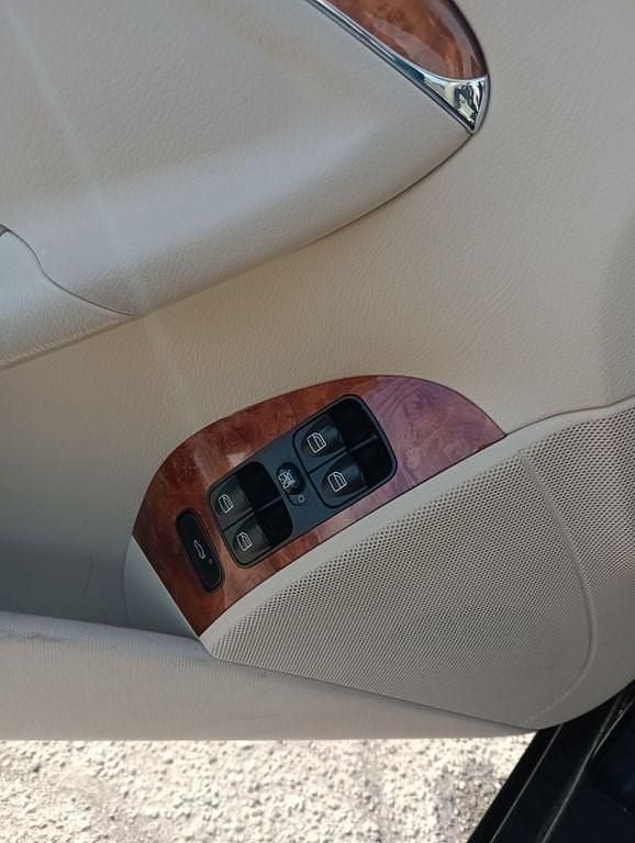 Schwarz Gebraucht 2004 Mercedes CLK200 Elegance Coupé | 6.400 € (Superpreis) - Bild 1/4