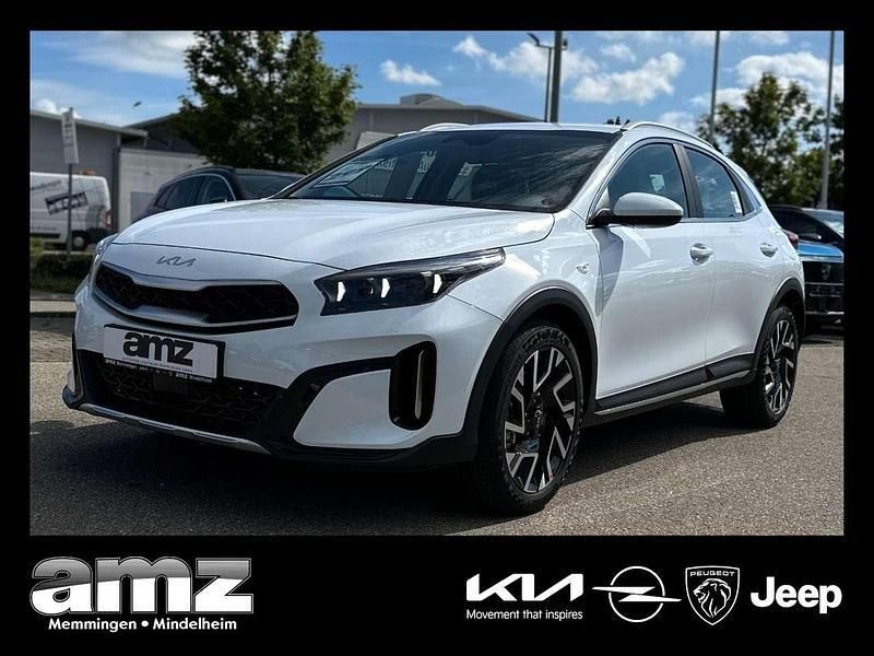 Deluxe weiß perleffekt metalli Neu 2025 Kia XCeed Vision SUV | 22.980 € (Guter Preis) - Bild 1/4