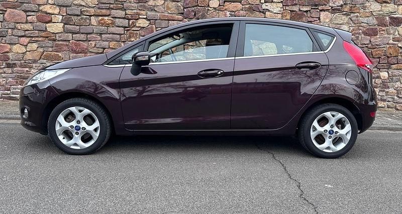 Gebraucht Ford Fiesta 82 PS (60 kW) 2011 Kleinwagen