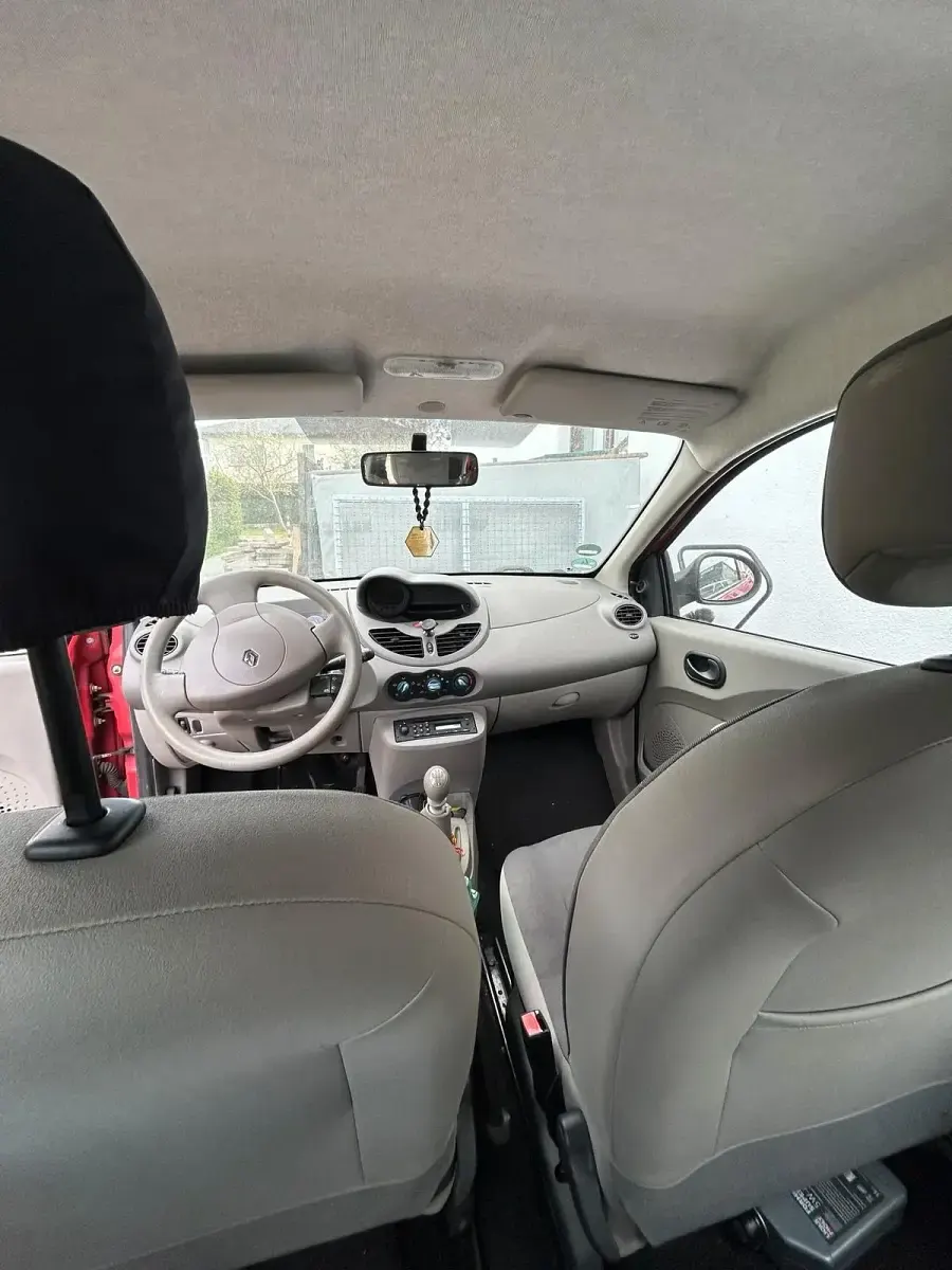 Gebraucht Renault Twingo 76 PS (55 kW) 2009 Rot Kleinwagen