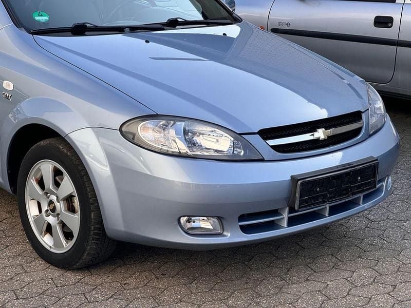 Gebraucht Chevrolet Lacetti CDX 121 PS (88 kW) 2009 Blau Limousine