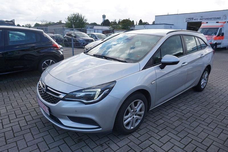 Silber Gebraucht 2018 Opel Astra Edition Kombi | 5.800 € (Superpreis) - Bild 1/4