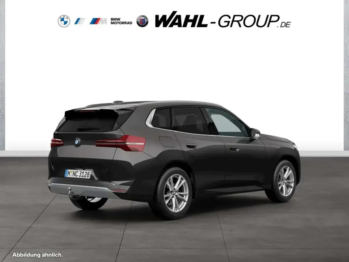 Neu BMW X3 Sport Line 197 PS (144 kW) 2026 Saphirschwarz metallic SUV