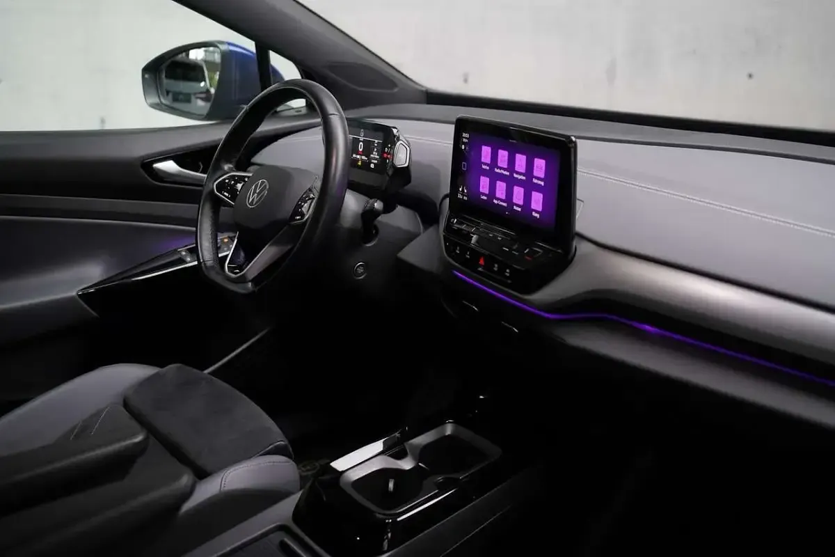 Gebraucht VW ID.4 Pure 125 kW (170 PS) 2022 Blue dusk metallic SUV