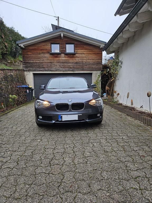 Gebraucht BMW 118 170 PS (125 kW) 2014 Grau Kleinwagen