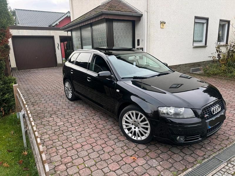 Schwarz Gebraucht 2005 Audi A3 Limousine | 5.250 € (Fairer Preis) - Bild 1/4