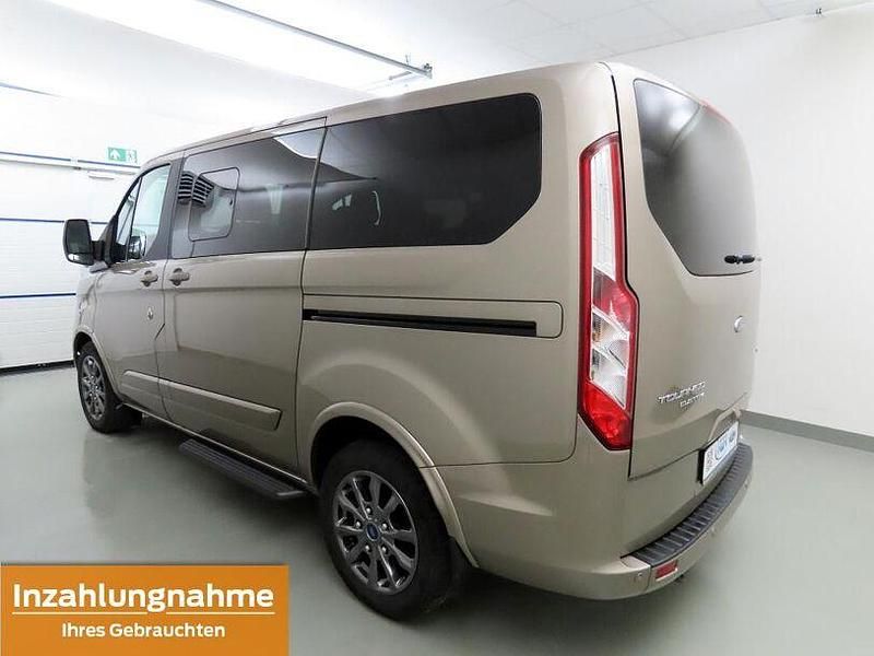 Gebraucht Ford Tourneo Custom Titanium X 185 PS (136 kW) 2021 Pyritsilber Van