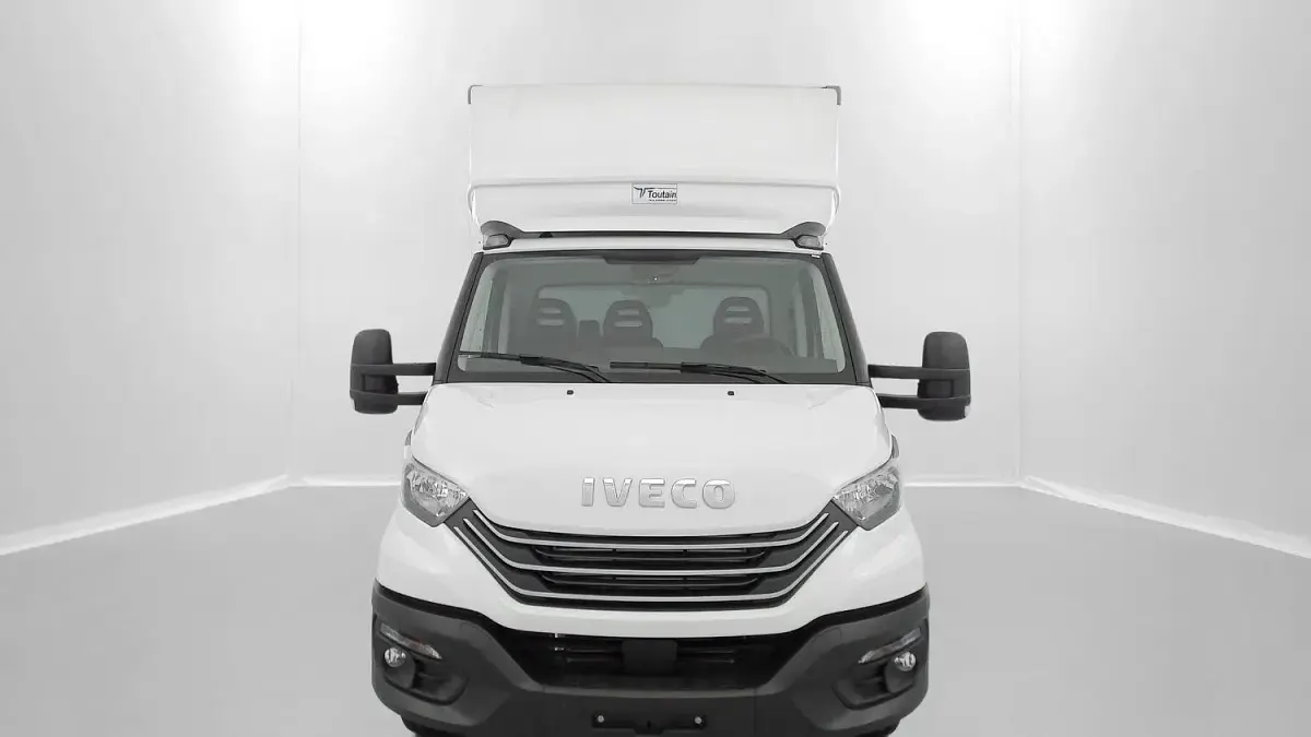 Neu Iveco Daily 175 PS (128 kW) 2025 Blanc Van