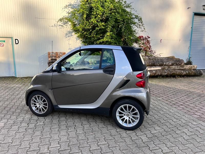 Silber Gebraucht 2008 Smart ForTwo Cabrio Cabrio | 3.300 € (Fairer Preis) - Bild 1/4
