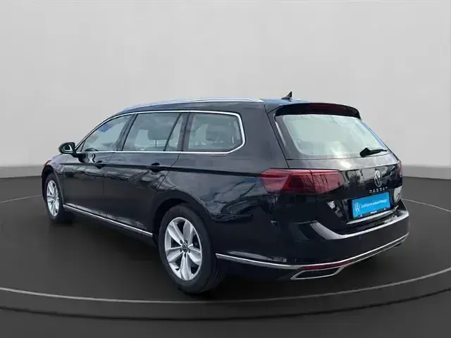 Gebraucht VW Passat Elegance 280 PS (205 kW) 2022 Schwarz Kombi