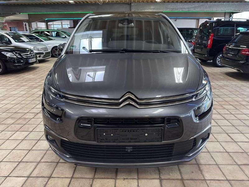 Gebraucht Citroën C4 SpaceTourer Shine 131 PS (96 kW) 2018 Platiniumgrau Van / Kleinbus