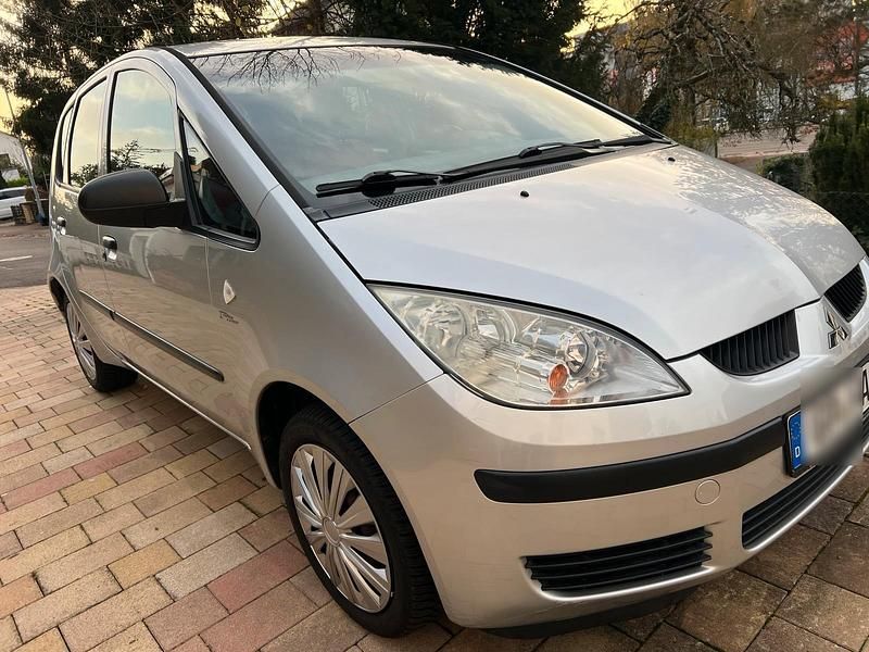 Silber Gebraucht 2005 Mitsubishi Colt Top Kleinwagen | 2.950 € (Fairer Preis) - Bild 1/4