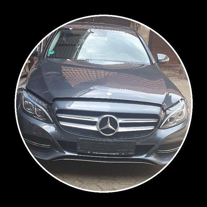 Grau Gebraucht 2014 Mercedes C180 Avantgarde Limousine | 10.999 € (Superpreis) - Bild 1/4