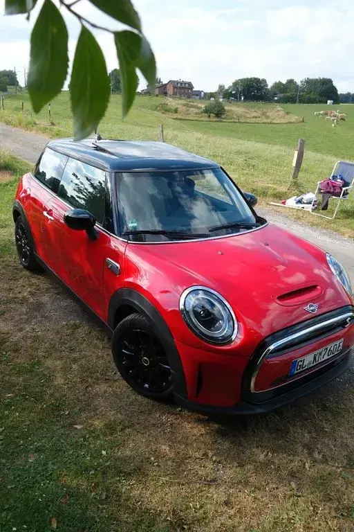 Gebraucht Mini Cooper SE 135 kW (184 PS) 2022 Rot Kleinwagen