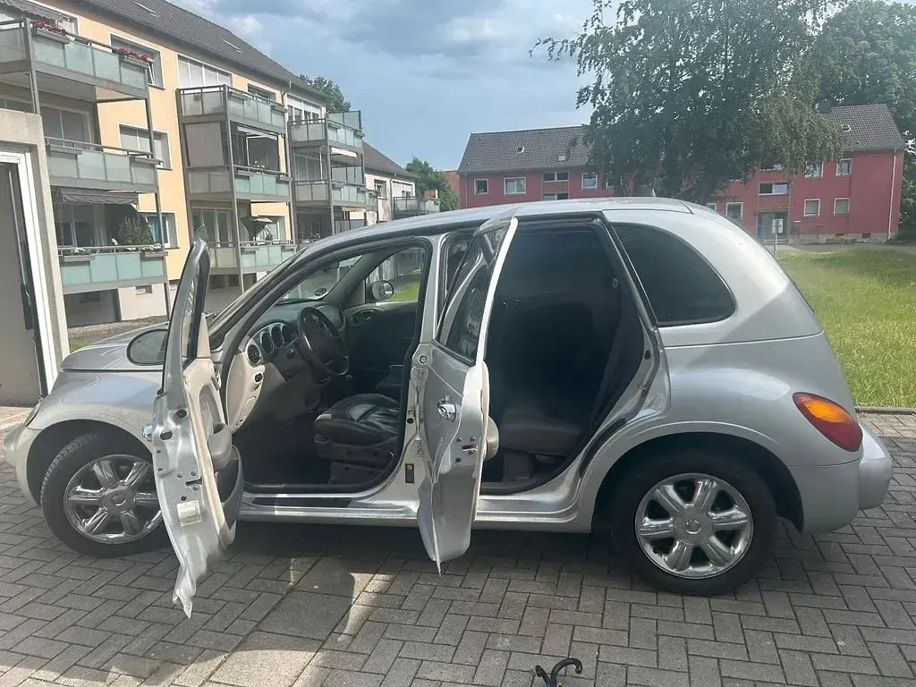 Gebraucht Chrysler PT Cruiser Limited 143 PS (105 kW) 2006 Silber Van / Kleinbus