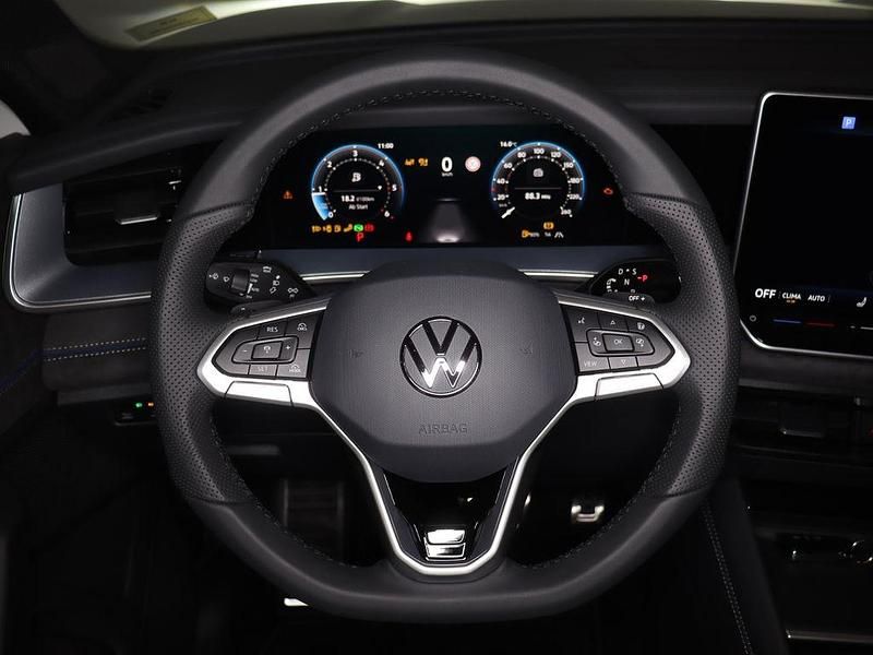 Gebraucht VW Tayron R-line 150 PS (110 kW) 2025 Pure white SUV