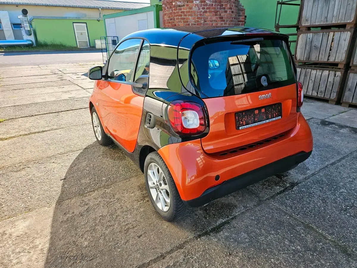 Gebraucht Smart ForTwo Coupé 71 PS (52 kW) 2017 Orange Coupé