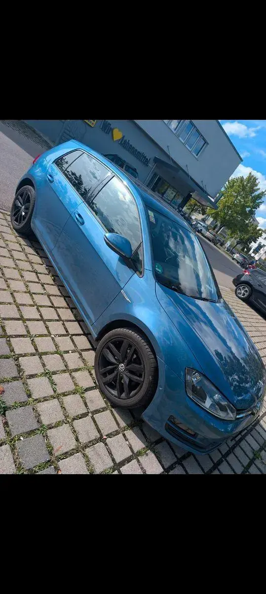 Gebraucht VW Golf VII Cup 105 PS (77 kW) 2014 Blau Limousine