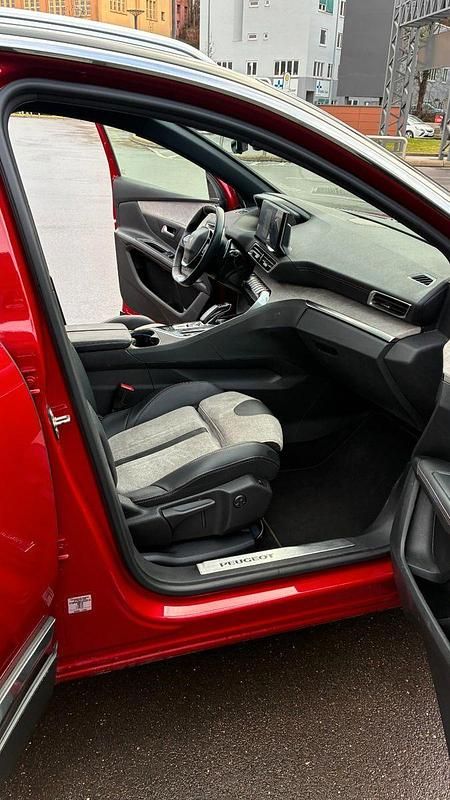 Gebraucht Peugeot 3008 GTi 224 PS (164 kW) 2021 Rot SUV