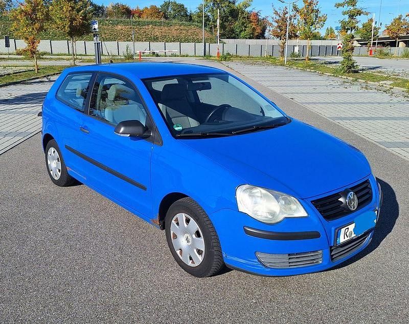 Blau Gebraucht 2005 VW Polo Limousine | 990 € (Superpreis) - Bild 1/4