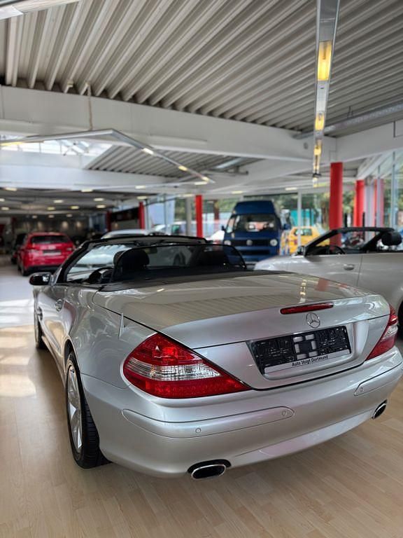 Gebraucht Mercedes SL350 245 PS (180 kW) 2003 Silber Cabrio