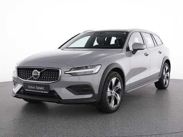 Gebraucht Volvo V60 CC 145 PS (106 kW) 2023 Kombi