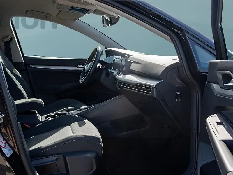 Gebraucht VW Golf VIII 150 PS (110 kW) 2021 Schwarz Kombi