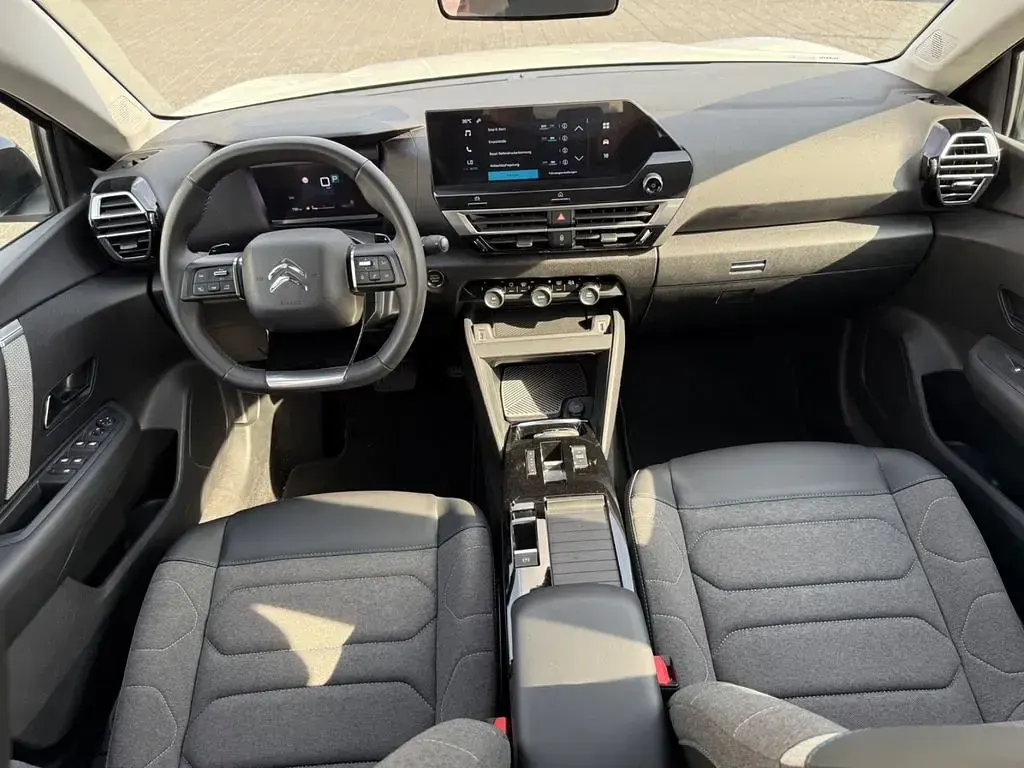 Gebraucht Citroën C4 131 PS (96 kW) 2023 Weiß SUV