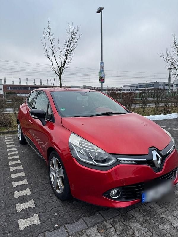 Gebraucht Renault Clio IV Dynamique 90 PS (66 kW) 2012 Rot Kleinwagen