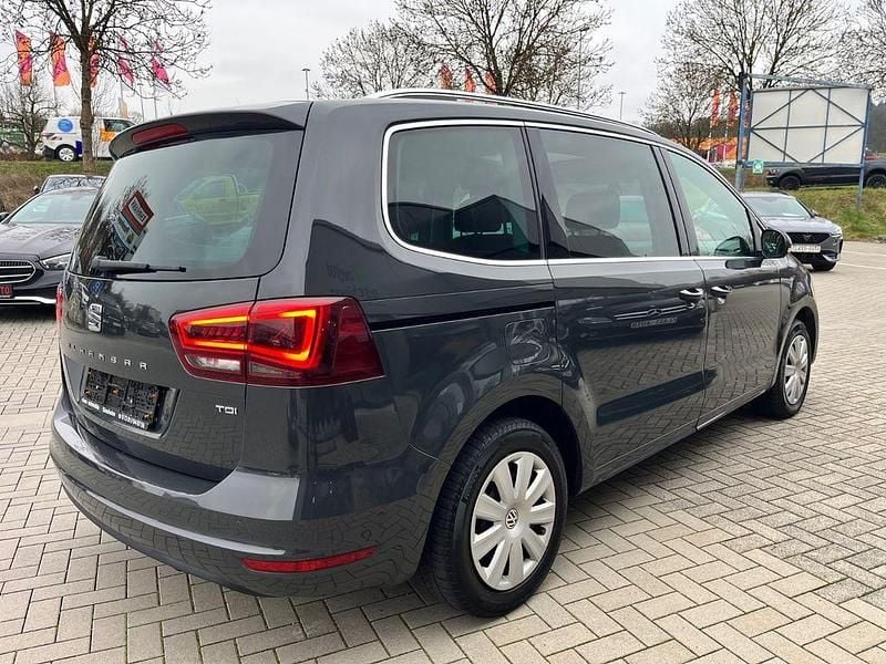 Gebraucht Seat Alhambra Style 150 PS (110 kW) 2016 Grau Van / Kleinbus