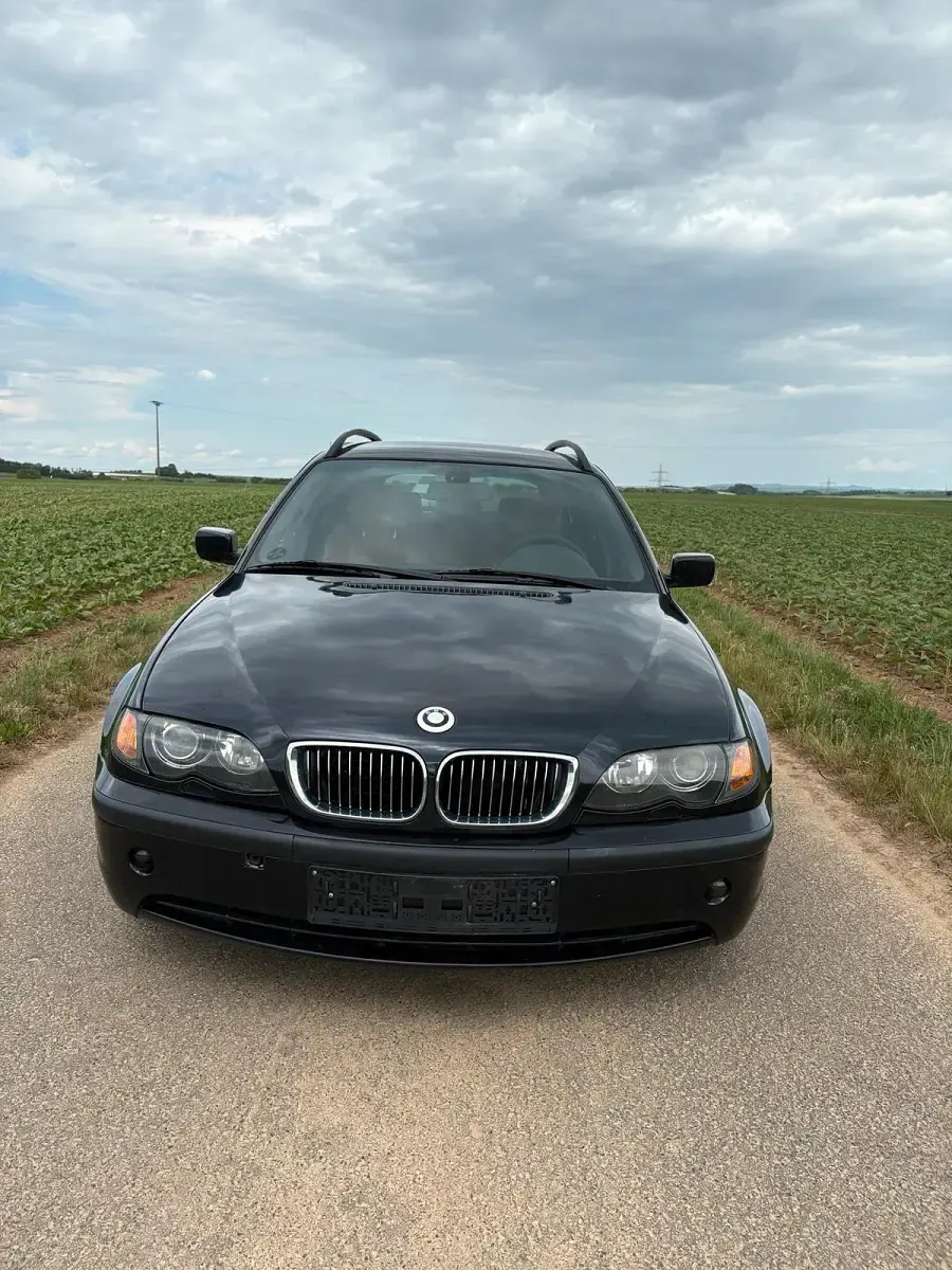 Gebraucht BMW 330 204 PS (150 kW) 2004 Andere farben Kombi