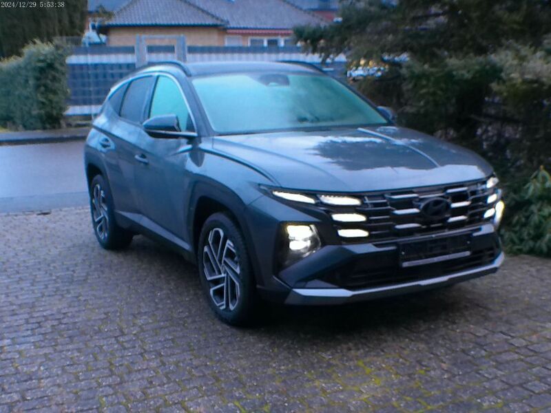Ecotronic grey Neu 2025 Hyundai Tucson Prime SUV | 36.495 € (Fairer Preis) - Bild 1/4