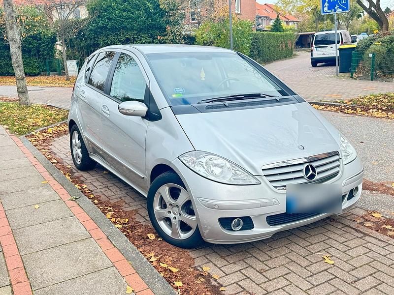 Silber Gebraucht 2005 Mercedes A200 Limousine | 3.000 € (Fairer Preis) - Bild 1/4