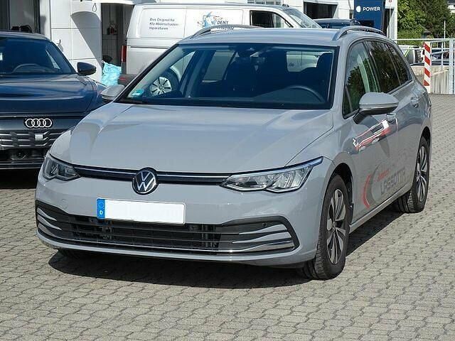 Gebraucht VW Golf VIII Move 110 PS (80 kW) 2024 Mondsteingrau Kombi