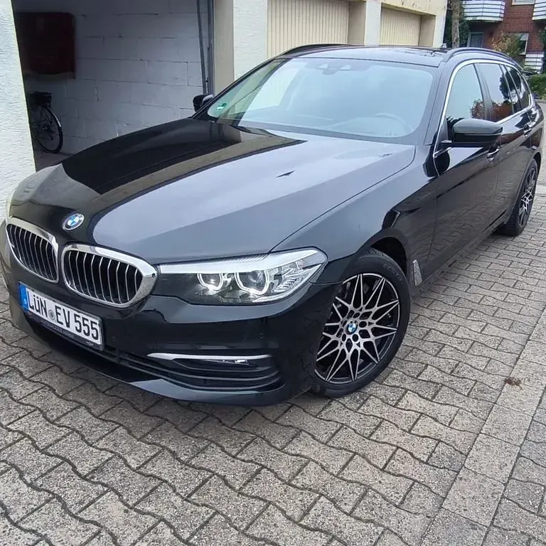 Gebraucht BMW 540 320 PS (235 kW) 2019 Schwarz Kombi
