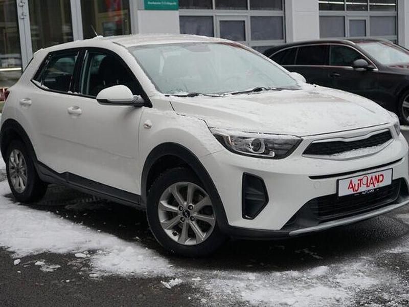 Gebraucht Kia Stonic Edition 7 84 PS (61 kW) 2022 Weiß SUV