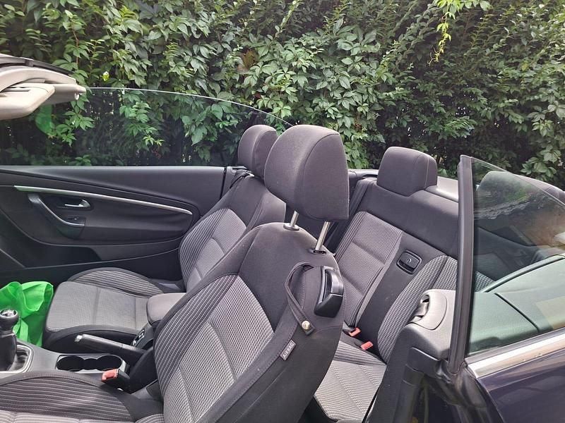 Gebraucht VW Eos 140 PS (102 kW) 2006 Blau Cabrio