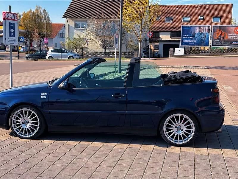 Gebraucht VW Golf Cabriolet 115 PS (84 kW) 2001 Blau Cabrio