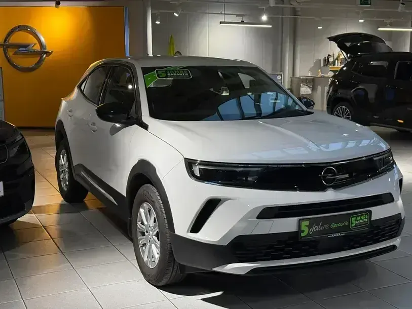 Usata Opel Mokka 131 CV (96 kW) 2023 Bianco SUV