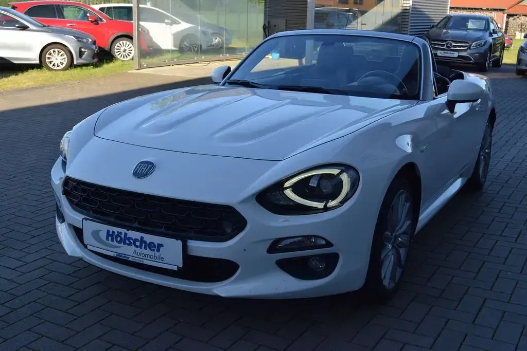 Gebraucht Fiat 124 Spider 140 PS (102 kW) 2018 Weiß Cabrio