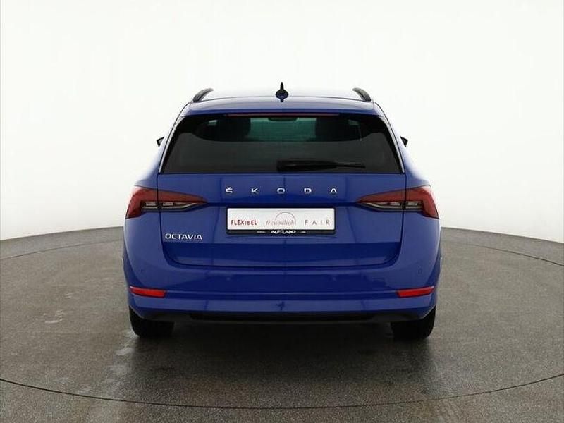 Gebraucht Skoda Octavia Ambition 150 PS (110 kW) 2020 Blau Kombi